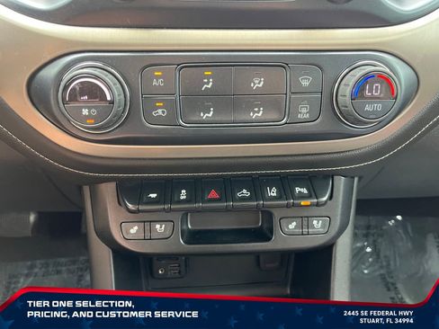 Used 2019 GMC Canyon Denali RWD image 25