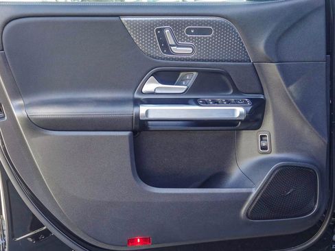 Certified 2024 Mercedes-Benz EQB 300 300 image 20