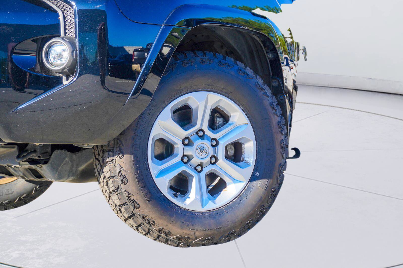 Used 2023 Toyota 4Runner SR5 RWD image 2