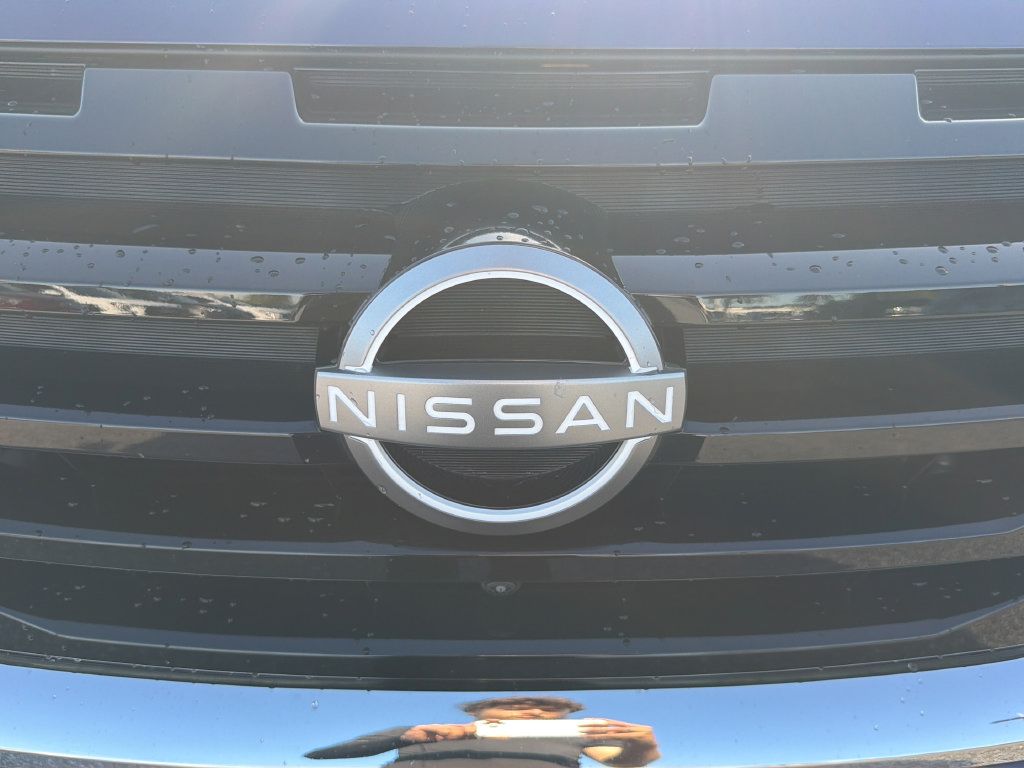 Used 2023 Nissan Pathfinder Platinum w/ Cargo Package AWD/4WD image 51