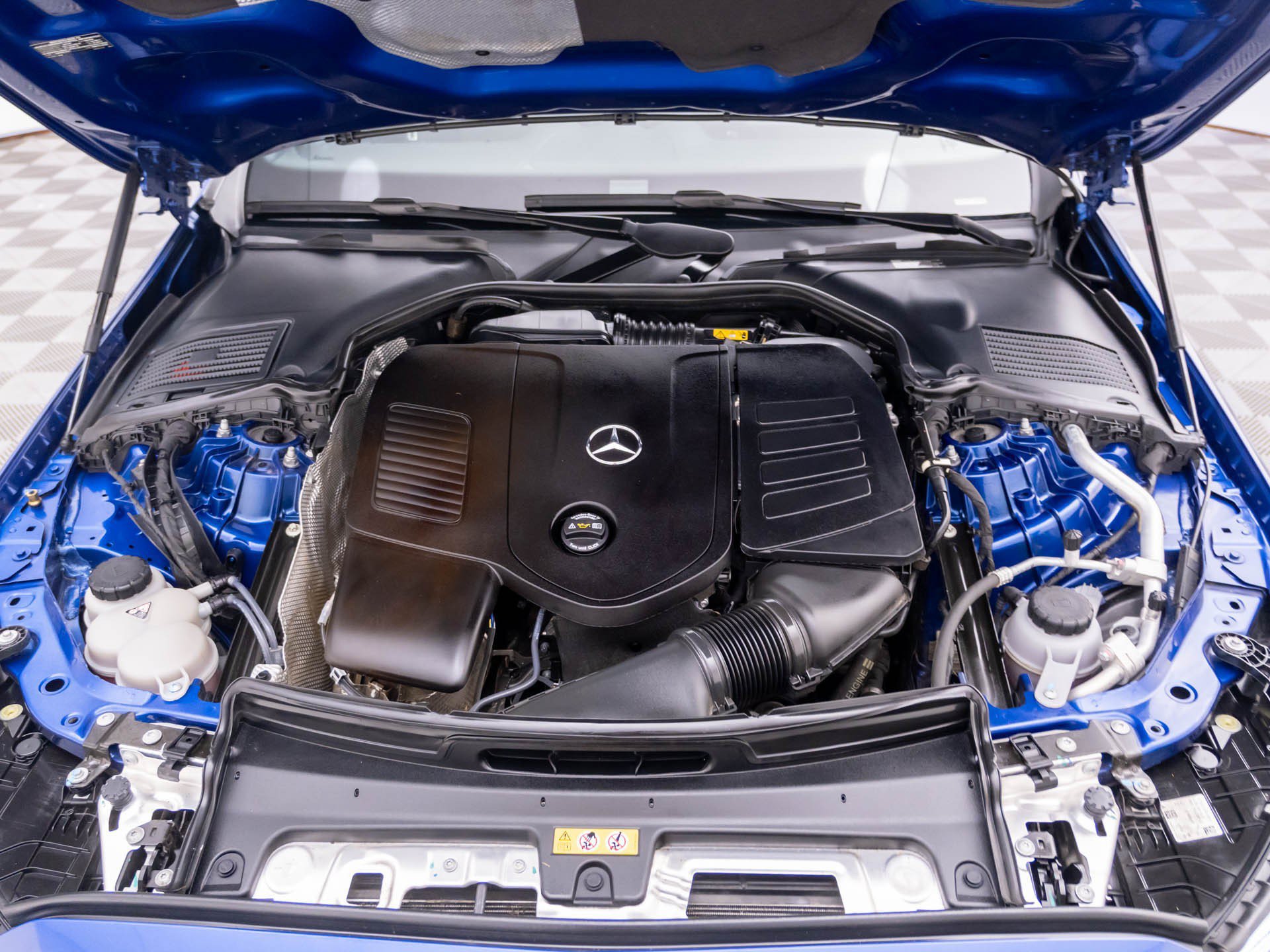 Used 2023 Mercedes-Benz C 300 4MATIC Sedan image 34