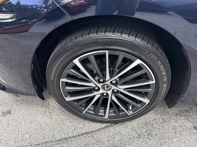Certified 2024 Lexus ES 350 w/ Premium Package FWD image 10