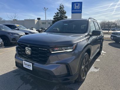 Certified 2025 Honda Pilot Black Edition