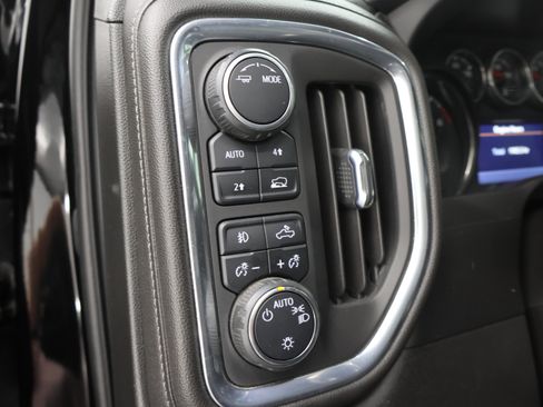 Used 2022 Chevrolet Silverado 1500 RST w/ Redline Edition AWD/4WD image 44