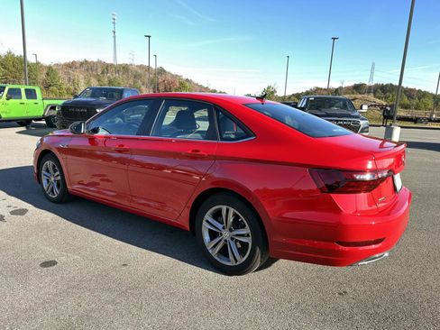 Used 2021 Volkswagen Jetta R-Line image 7