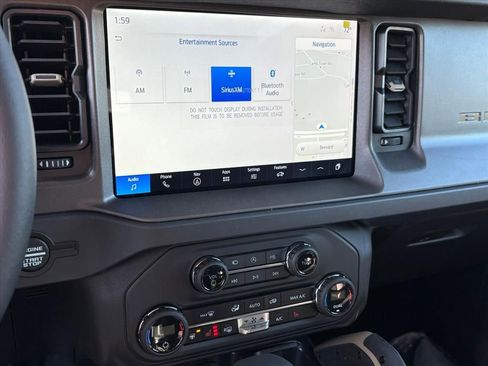 New 2025 Ford Bronco Badlands image 10