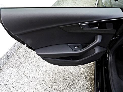 Used 2021 Audi A5 2.0T Premium image 9