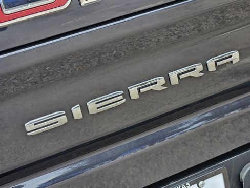 New 2026 GMC Sierra 2500 AT4 w/ AT4 Premium Plus Package AWD/4WD image 8