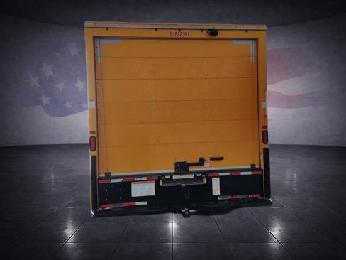 Used 2022 Ford E-350 and Econoline 350 Super Duty RWD image 4