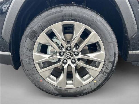 New 2025 Toyota RAV4 Limited image 11