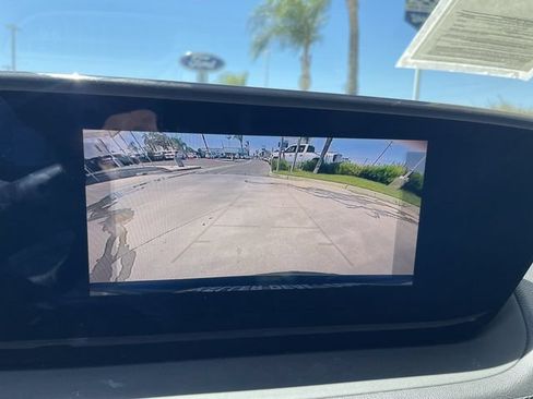 Certified 2024 Buick Encore GX Sport Touring FWD image 14