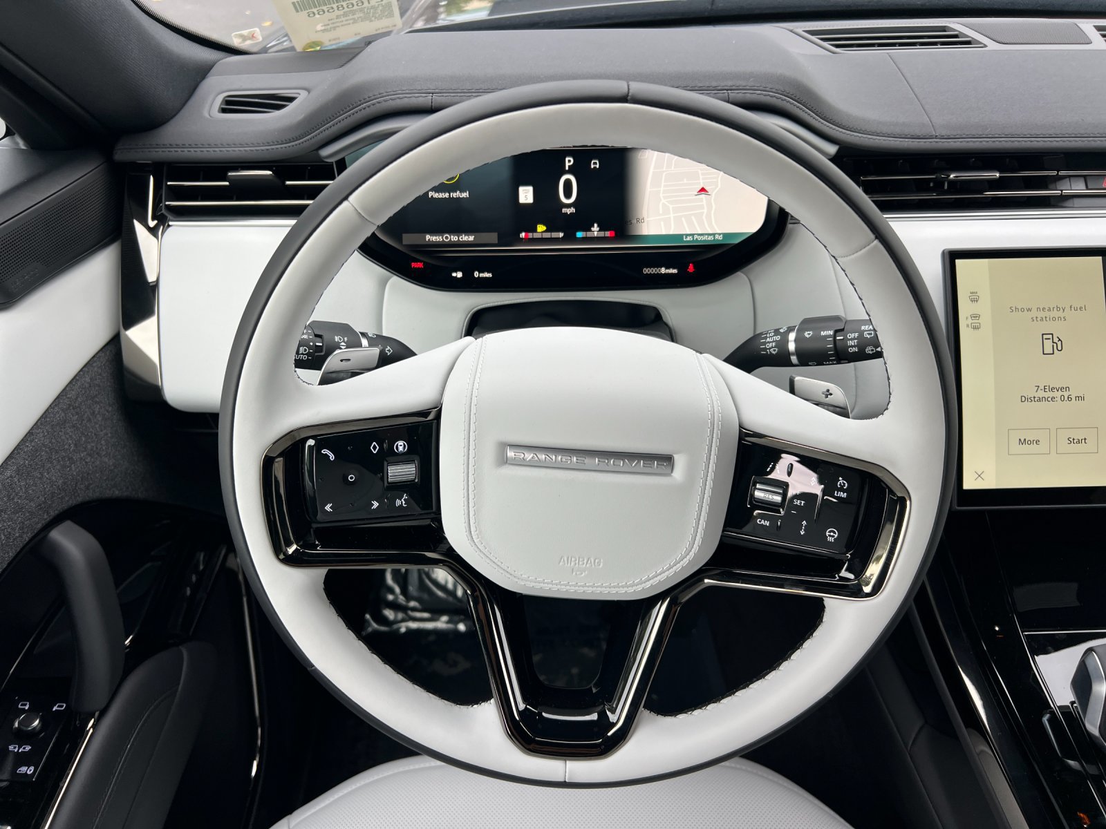 New 2026 Land Rover Range Rover Sport Dynamic SE AWD/4WD image 14
