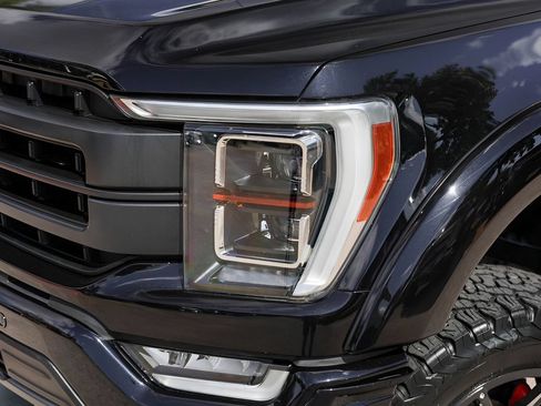 Used 2022 Ford F150 Lariat w/ Equipment Group 502A High AWD/4WD image 3
