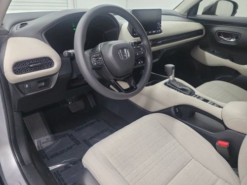 Certified 2025 Honda HR-V LX image 20