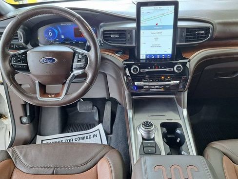 Used 2022 Ford Explorer King Ranch w/ Premium Technology Package AWD/4WD image 28