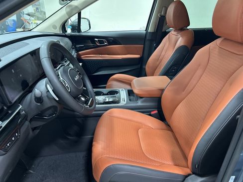 New 2026 Kia Carnival SX Prestige image 9