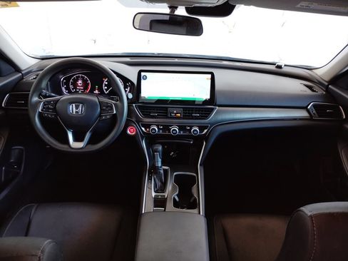 Used 2020 Honda Accord LX image 35