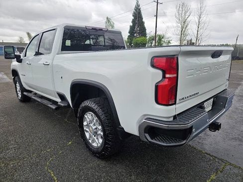 Used 2024 Chevrolet Silverado 2500 LTZ w/ LTZ Plus Package image 5