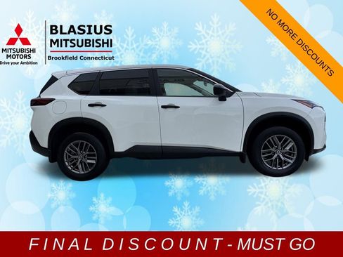 Used 2021 Nissan Rogue S image 5