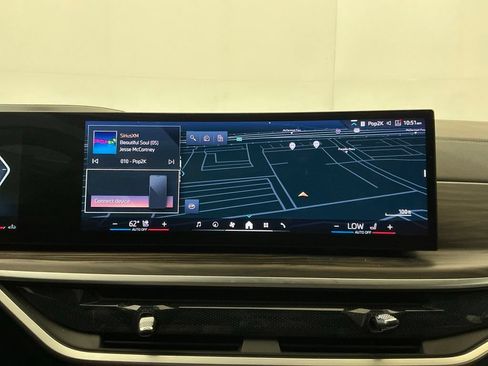 Used 2024 BMW X5 xDrive40i w/ Premium Package AWD/4WD image 11
