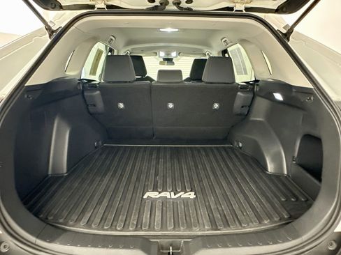 Used 2025 Toyota RAV4 LE AWD/4WD image 30
