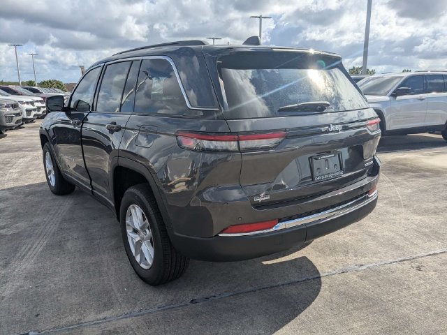 New 2026 Jeep Grand Cherokee Laredo X RWD image 6