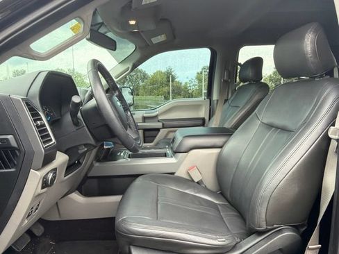 Used 2016 Ford F150 XLT w/ Equipment Group 301A Mid AWD/4WD image 23