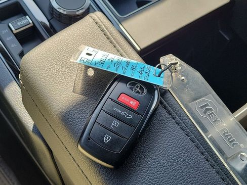 New 2026 Toyota Tundra SR5 AWD/4WD image 28