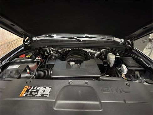 Used 2018 GMC Yukon XL SLT w/ Premium Edition image 28