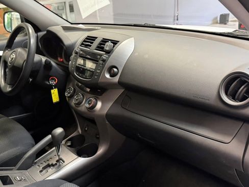 Used 2007 Toyota RAV4 Sport AWD/4WD image 8