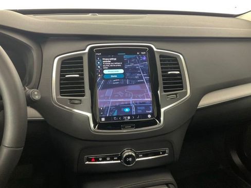 Certified 2024 Volvo XC90 B5 Core w/ Protection Package Premier image 16