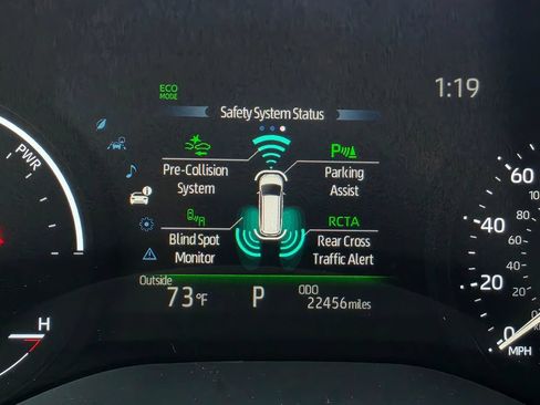 Used 2026 Toyota Sienna XLE FWD image 37
