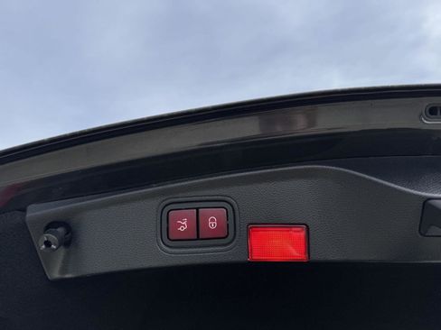 Certified 2019 Mercedes-Benz C 43 AMG 4MATIC Coupe image 24