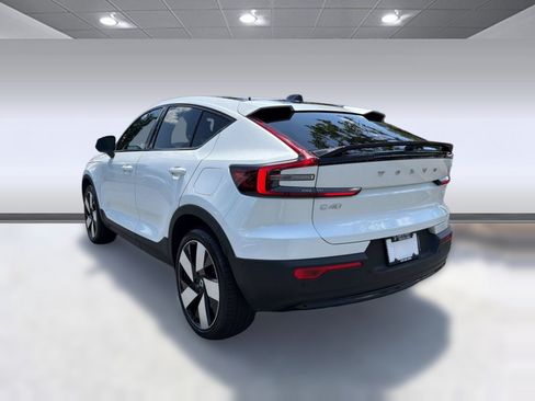 Used 2024 Volvo C40 P8 Recharge Ultimate w/ Protection Package Premier RWD image 3