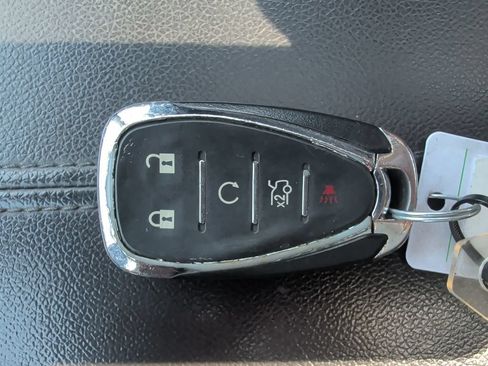 Used 2020 Chevrolet Malibu LT FWD image 18