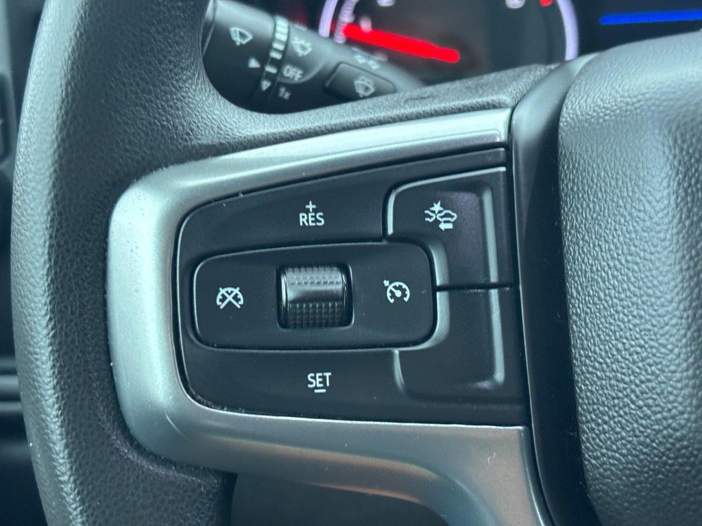 Used 2022 Chevrolet Silverado 1500 Custom w/ Safety Confidence Package RWD image 17