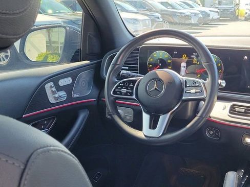 Used 2023 Mercedes-Benz GLE 350 w/ Premium Package image 3