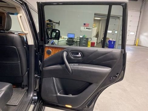 Used 2016 INFINITI QX80 4WD w/ Deluxe Technology Package image 27