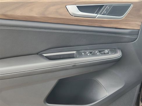 New 2026 Volkswagen Atlas SE image 3