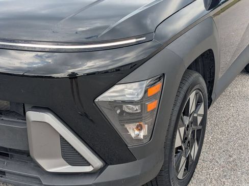 Used 2024 Hyundai Kona SEL AWD/4WD image 10