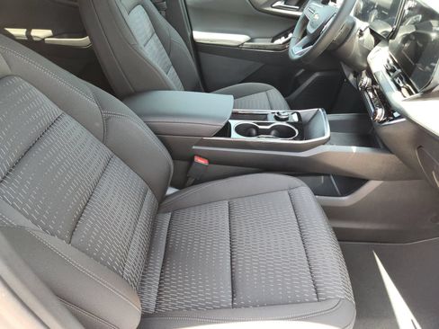 New 2027 Chevrolet Equinox LT FWD image 13