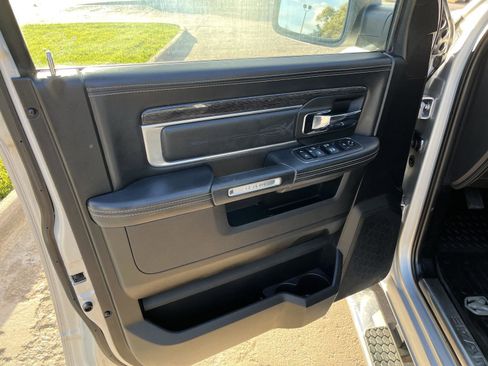 Used 2018 RAM 1500 Limited image 15
