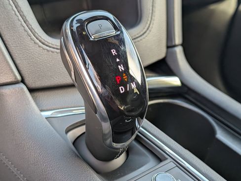 New 2026 Cadillac XT5 Luxury image 27