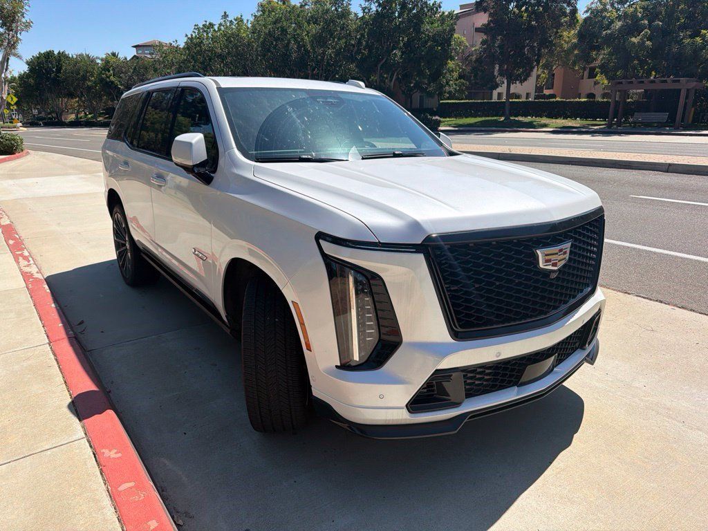 Certified 2025 Cadillac Escalade V AWD/4WD image 3