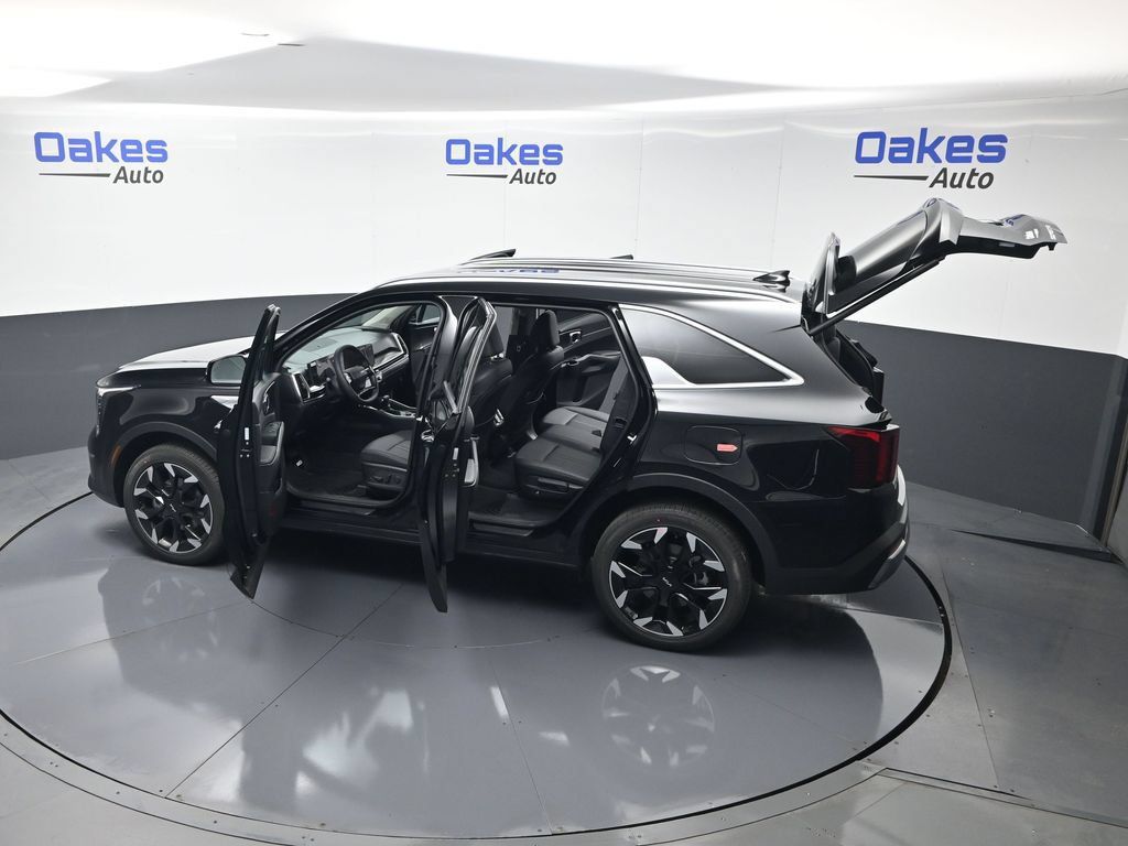 Certified 2026 Kia Sorento EX AWD/4WD image 60