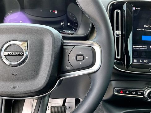 Used 2023 Volvo XC40 B4 Plus w/ Protection Package Premier FWD image 26