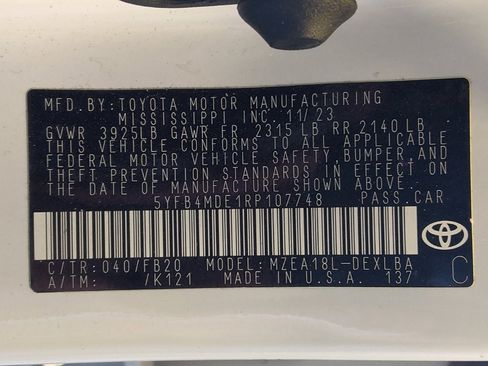 Used 2024 Toyota Corolla LE FWD image 33