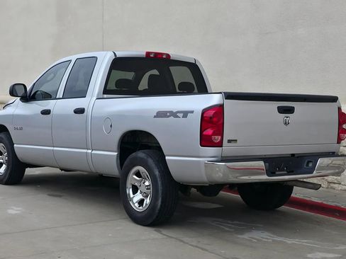Used 2008 Dodge Ram 1500 Truck ST image 6