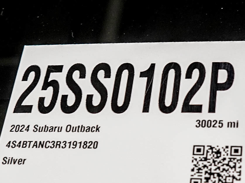 Used 2024 Subaru Outback Limited AWD/4WD image 31