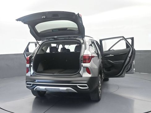 Used 2021 Kia Seltos S FWD image 68